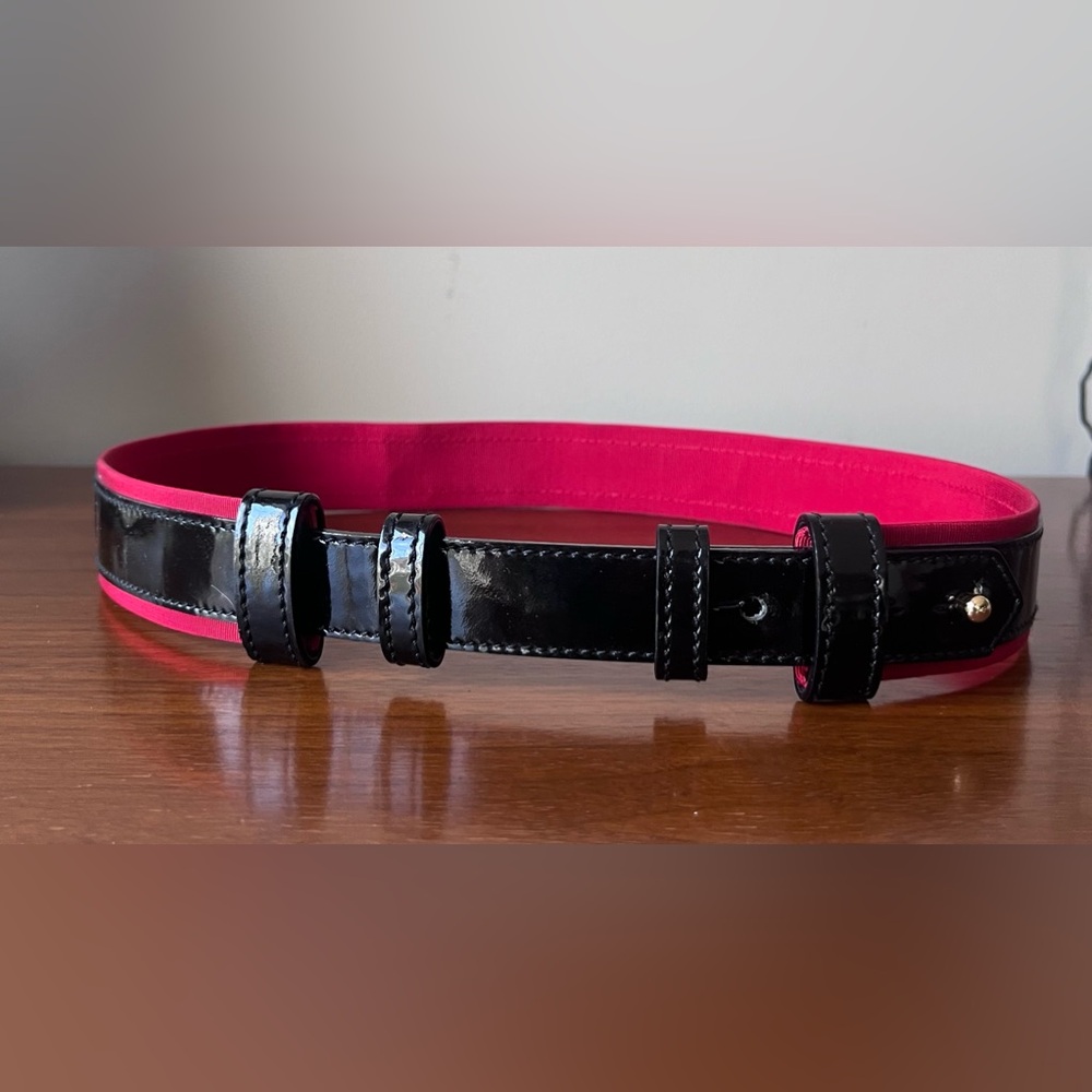 Vintage Valentino Garavani Red and Black patent leather belt